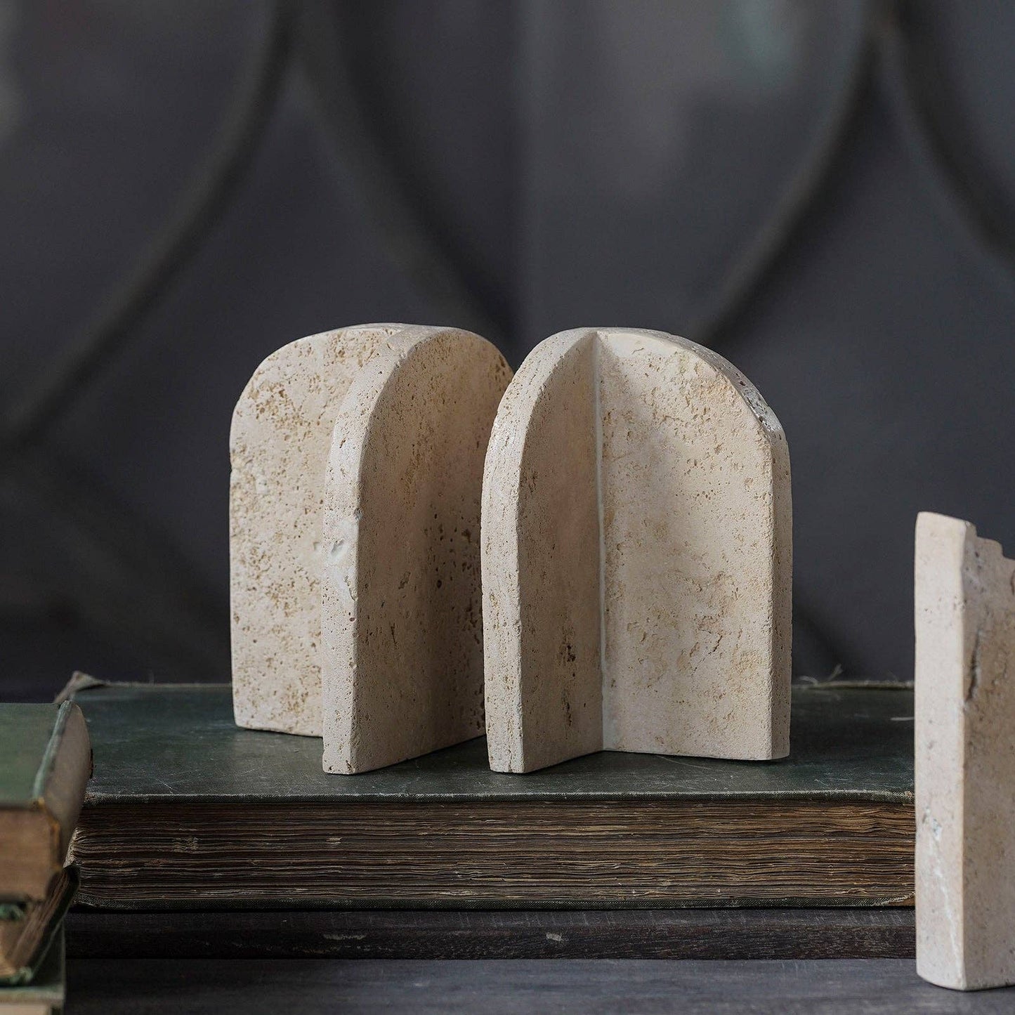 Tivoli Bookend, Pair